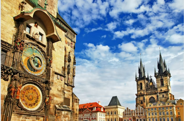 1.5-hour guided tour of Prague Old Town and Jewish Town - Image 2